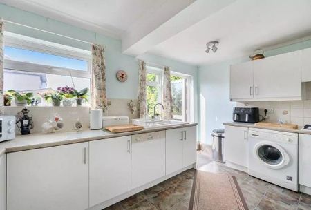 3 bedroom detached house to rent - Photo 3