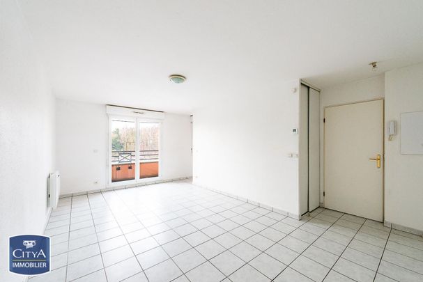 Location Appartement 2 pièces 47m² LOUVROIL 59720 - Photo 1