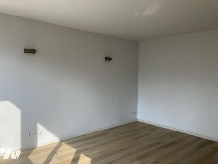 STUDIO - QUARTIER GRASLIN - SURFACE 26 M² - Photo 4