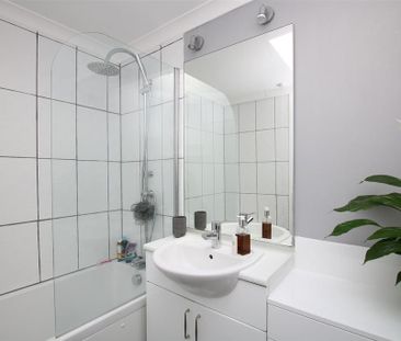 2 bedroom maisonette to rent - Photo 6