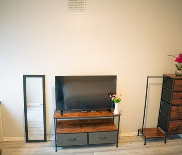 Room in a Shared House, Datchet Road, SE6 - Photo 1