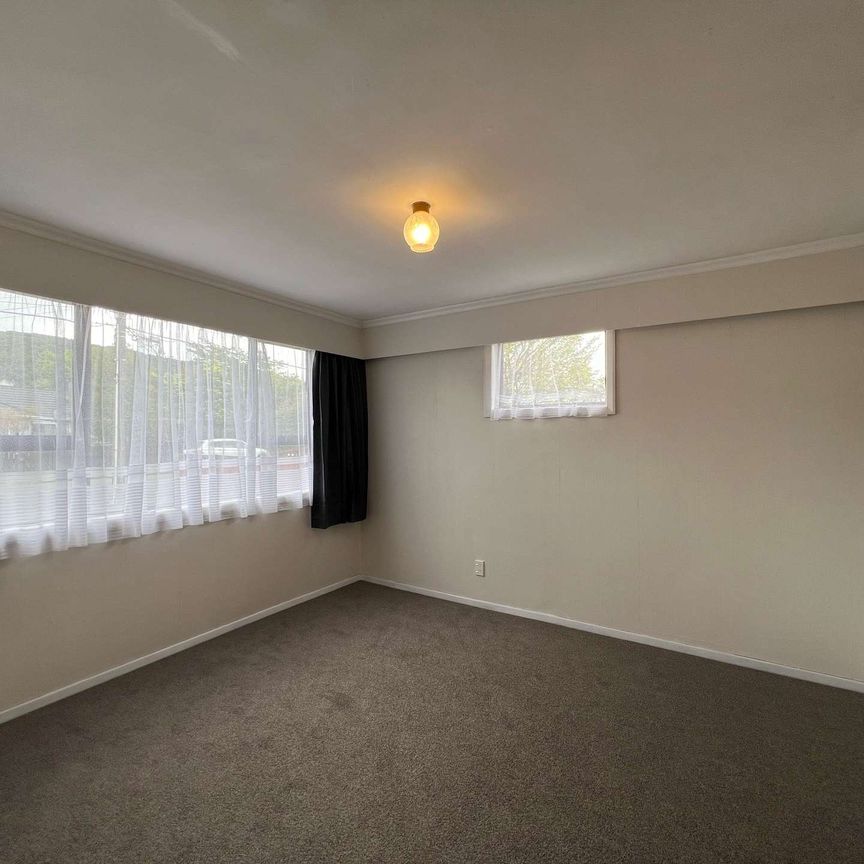 Wainuiomata 3 Bedrooms - Photo 1