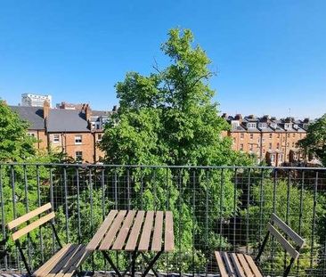 Greencroft Gardens, South Hampstead, NW6 - Photo 3