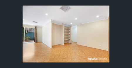 Spacious 4-Bedroom Family Home in Prime Beckenham Location - Photo 5