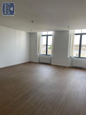 Location Appartement 4 pièces 115m² BLAYE 33390 - Photo 2