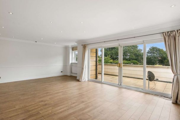 Wyatt Drive, London, SW13 8AH - Photo 1