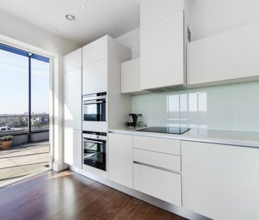 3 bedroom penthouse to rent - Photo 4