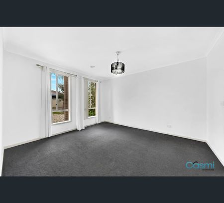 6 Crossdale Green, Craigieburn, Vic 3064 - Photo 4