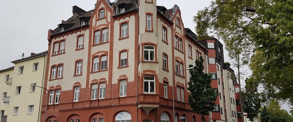 WG-geeignete 2 ZKB-Dachgeschosswohnung - Photo 1