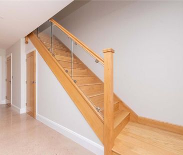 3 bedroom barn conversion to rent - Photo 3