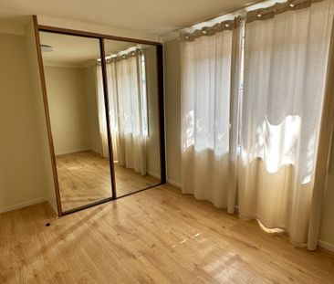 Charming 3-Bedroom Home in Eschol Park - Photo 2