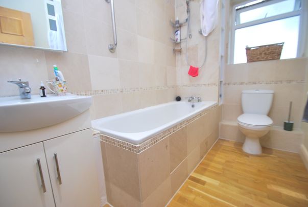 Grosvenor Bridge Road, Bath - Photo 1