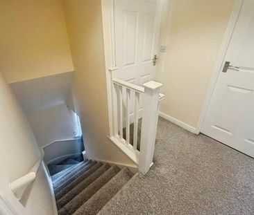 2 bedroom semi-detached house to rent - Photo 6