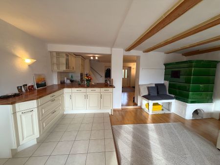 Grosszügige und charmante 6.5-Zimmer-Wohnung mit Gartensitzplatz in ruhiger Lage in Hallau, Kanton SH - Photo 5