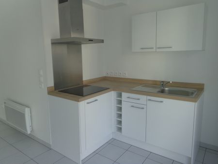 Appartement RUE DU CAPITAINE ALFRED DREYFUS - Photo 4