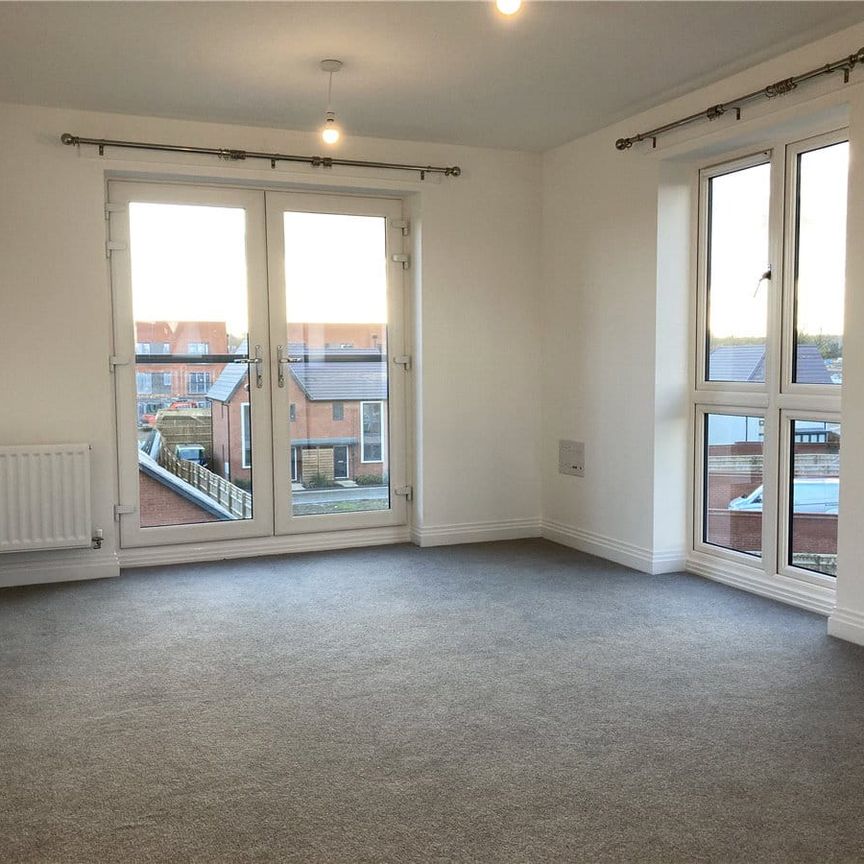 Modern One Bedroom apartment on Monksmoor Park Development. - Photo 1