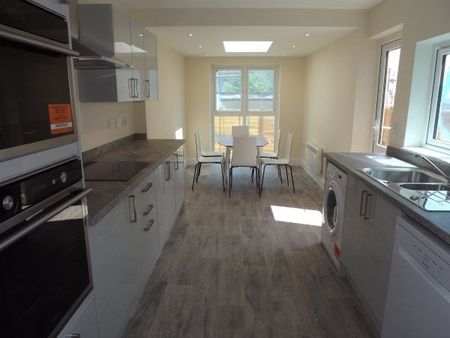 Gloucester Road, Horfield - Photo 2