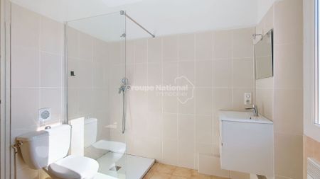 Maison de village avec cour, - Photo 5