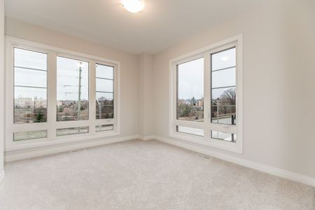 For Lease - 509 Simcoe Road, Bradford West Gwillimbury, Ontario - Photo 2