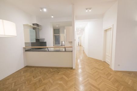 Innenstadt-Wohnung mit begrüntem Innenhof - Foto 4