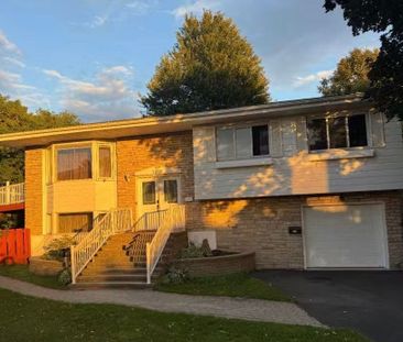 Maison de plain-pied à louer - Brossard (Noms de rues (B)) Maison d... - Photo 3