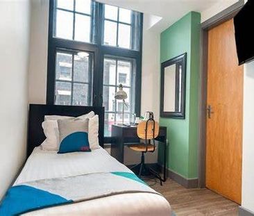 Room in a Shared Flat, Renshaw Street, L1 - Photo 1