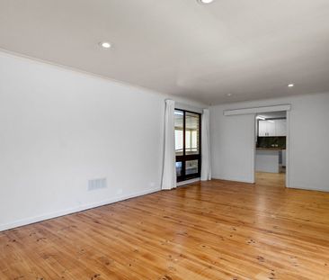 Neat & Updated Three Bedroom Home in Convenient Location! - Photo 1