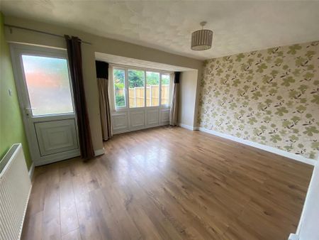3 bedroom terraced house to rent - Photo 5