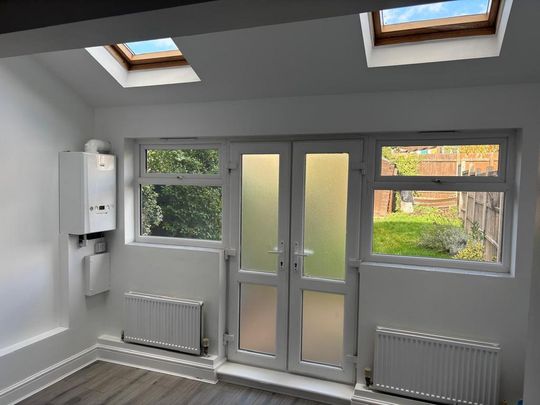2 bedroom terraced house to rent - Photo 1