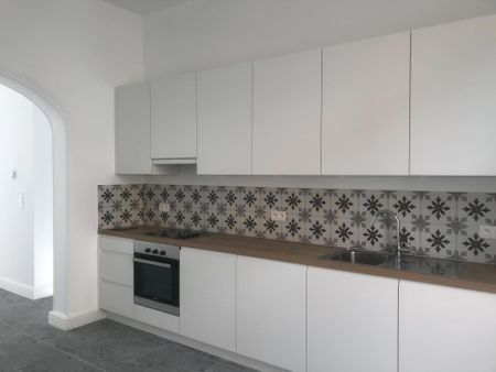 Gerenoveerd en ruim karakterpand vlakbij station Gent Dampoort en historisch centrum Gent - Photo 4