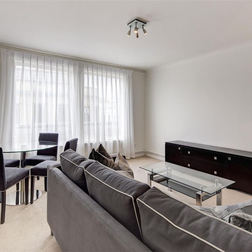 FULHAM ROAD, SW3, London - Photo 1