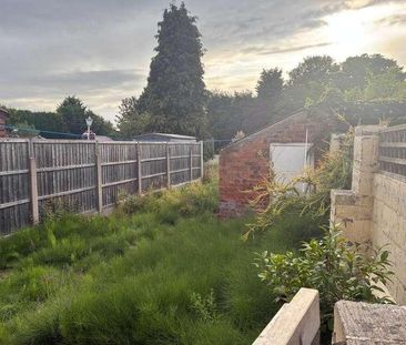 Fieldside, Crowle, Scunthorpe, Lincolnshire, DN17 - Photo 3