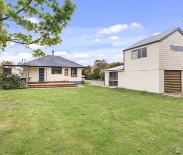 Relaxed Lifestyle Living Close to Lincoln Village - Photo 4