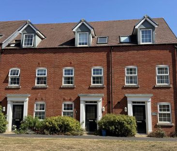 3 bedroom terraced house to rent - Photo 3