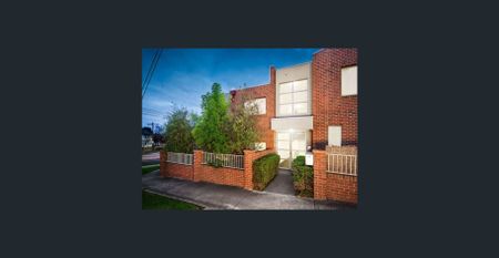 Modern Ground-Floor Gem - Photo 4