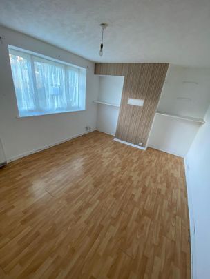 3 bedroom apartment to rent - Photo 1