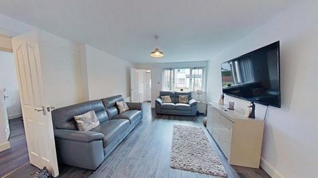 2 bedroom flat to rent - Photo 4