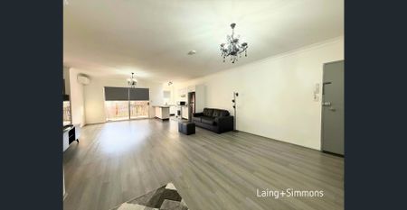 Comfortable and modern two-bedroom home - Photo 5