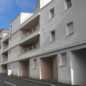 A Louer- Appartement à Nantes - Photo 2