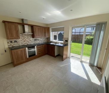 34 Bluestone Hall, Knockmenagh, Craigavon, BT64 2AJ - Photo 4