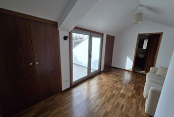 Apartamento T3 Duplex em pleno centro da cidade na Urbanização da Forca - Aveiro