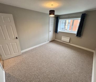 2 bedroom maisonette to rent - Photo 3