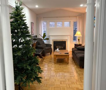 For Lease - 106 Casabel Drive, Vaughan, Ontario - Photo 2