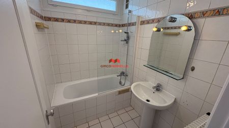 Location Appartement 2 pièces 52m² - Photo 3