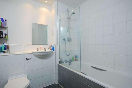 Barrington Court, Stockwell, SW4 - Photo 5