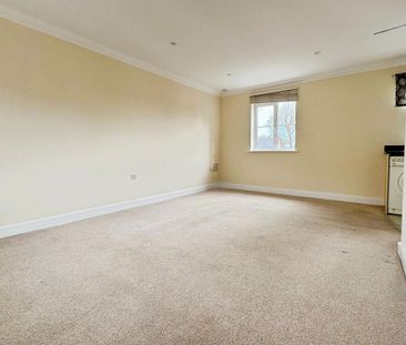 1 bedroom coach house to rent - Photo 3