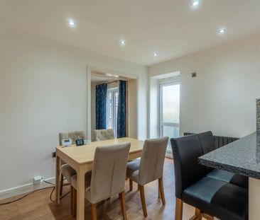 3 bedroom detached house to rent - Photo 5