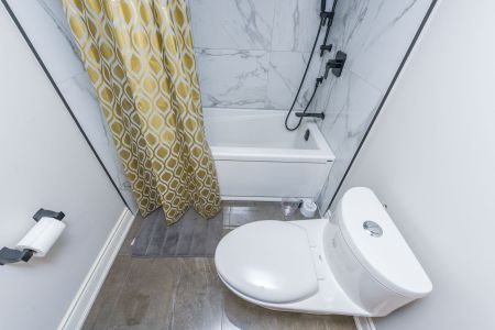 For Lease - 20 Charnleigh Court Unit# Basement, Toronto, Ontario - Photo 3