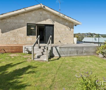 Modern Coastal Living – Furnished or Unfurnished Options Available - Photo 6