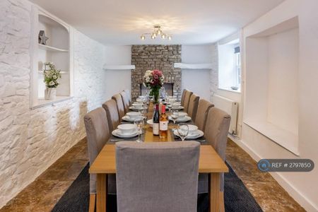 5 bedroom detached house to rent - Photo 5